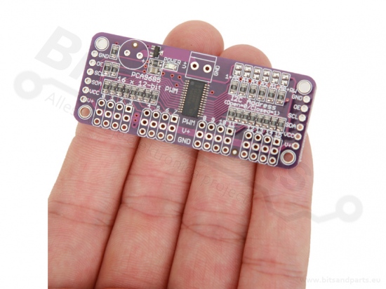Servo motor driverboard/ PWM 16 kanaals 12 bits PCA9685 I2C - ongesoldeerd